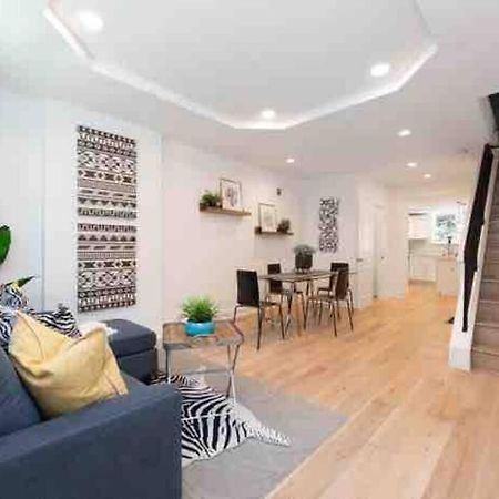 Brand New Home In South Philly!!! フィラデルフィア エクステリア 写真