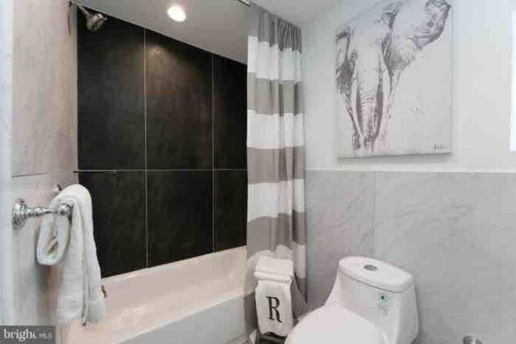 Brand New Home In South Philly!!! フィラデルフィア エクステリア 写真